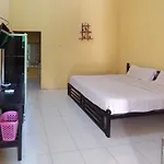 Reddoorz At El Shaday Homestay Banyuwangi