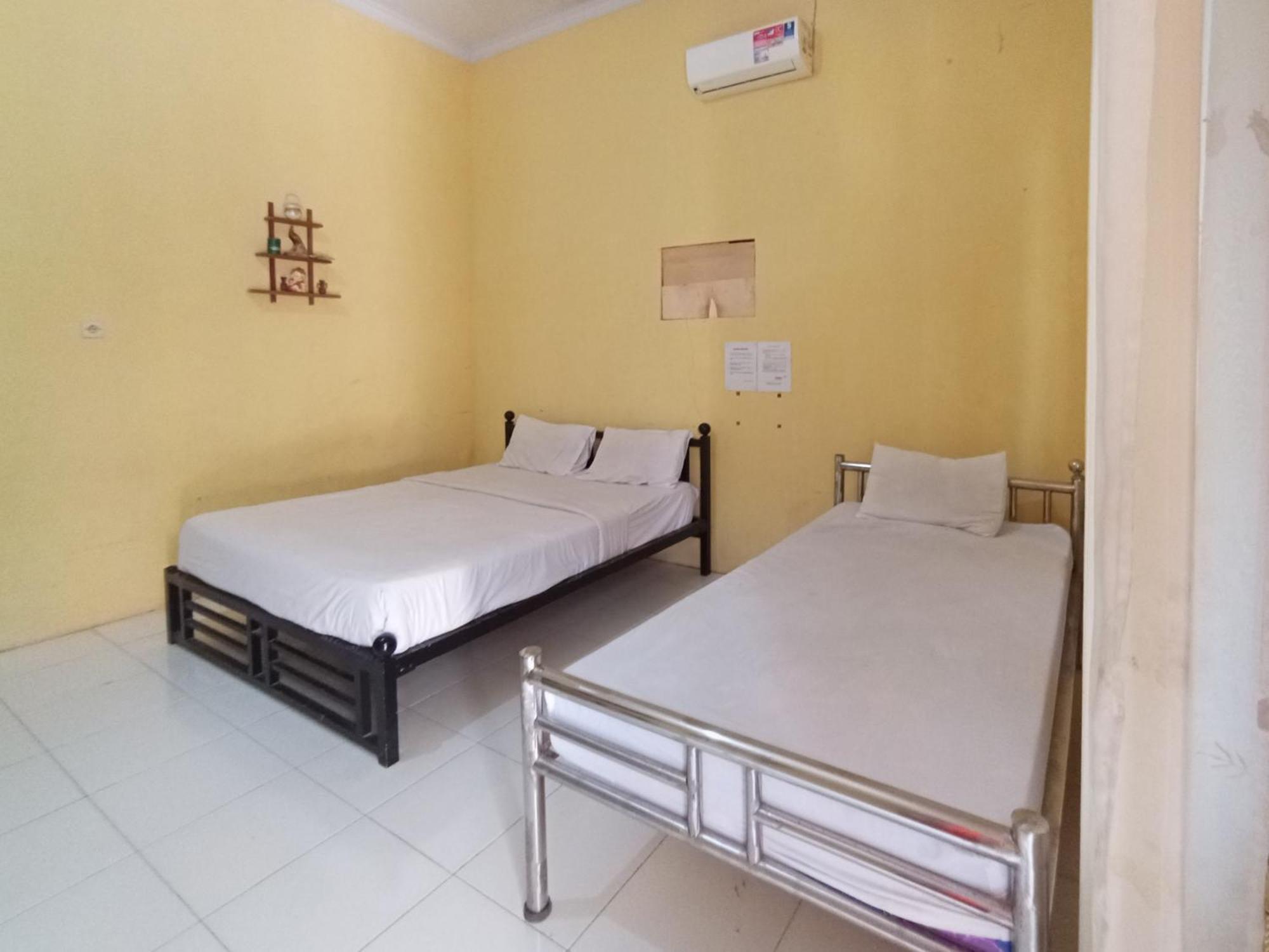 Hotel Reddoorz At El Shaday Banyuwangi