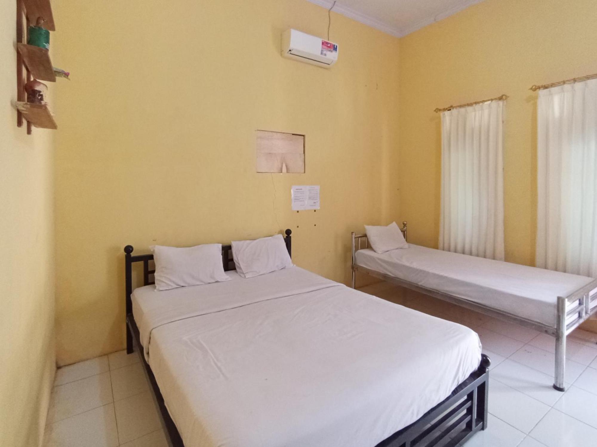 Hotel Reddoorz At El Shaday Banyuwangi Banyuwangi (East Java)