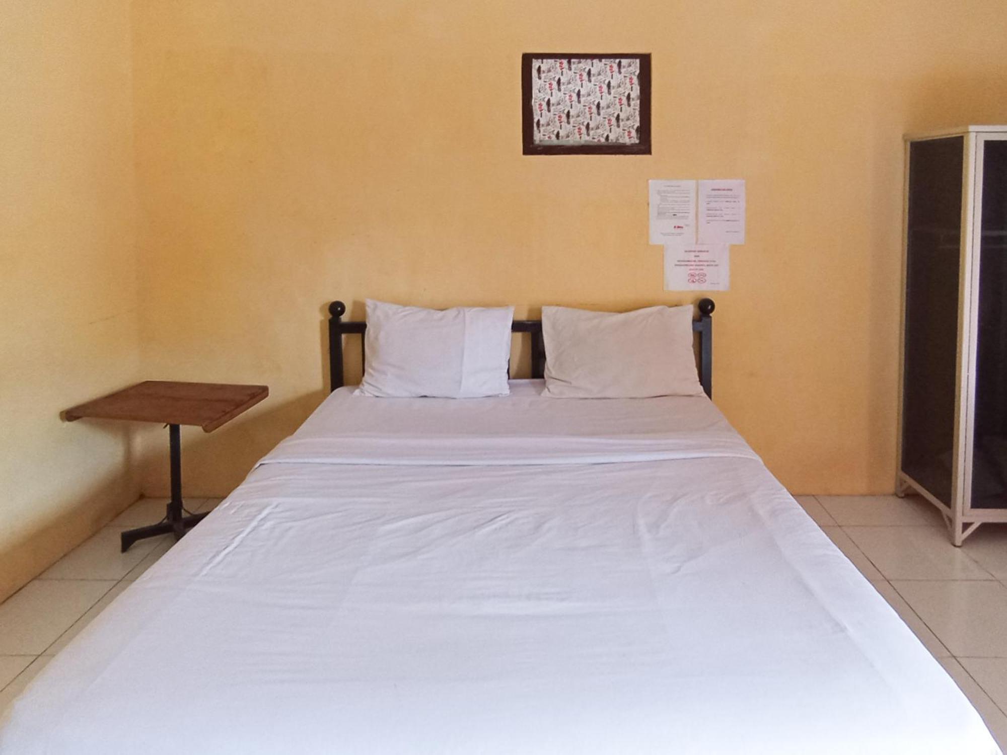 Hotel Reddoorz At El Shaday Banyuwangi Banyuwangi (East Java)