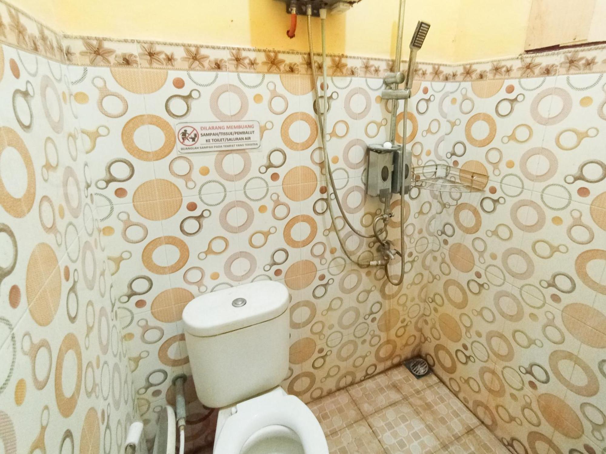 Hotel Reddoorz At El Shaday Banyuwangi